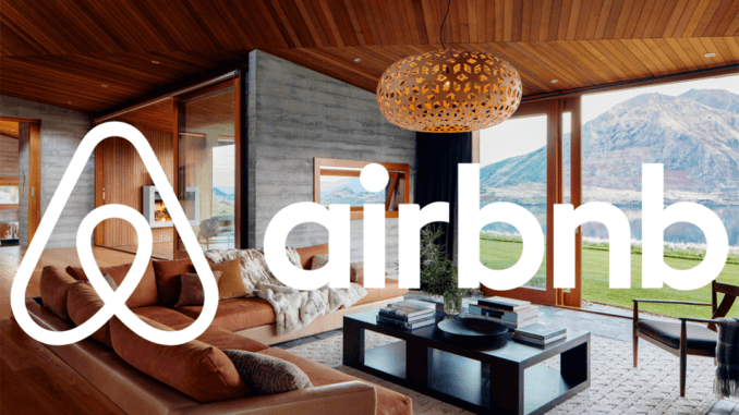 Airbnb Business Model: How Does Airbnb Make Money?